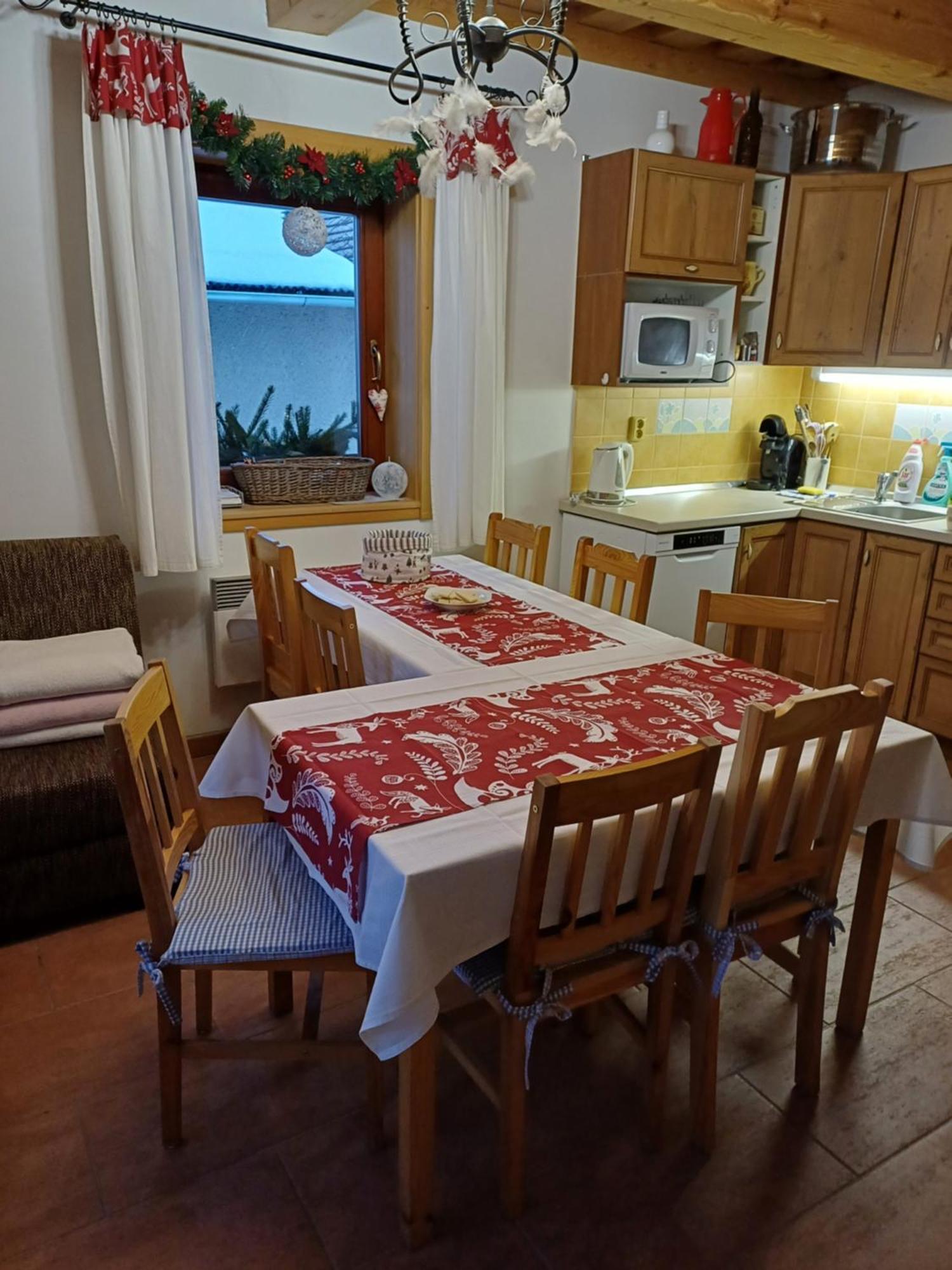 Drevenica Zapadne Tatry S Kupacou Kadou A Krbom Apartment Ziar Exterior photo